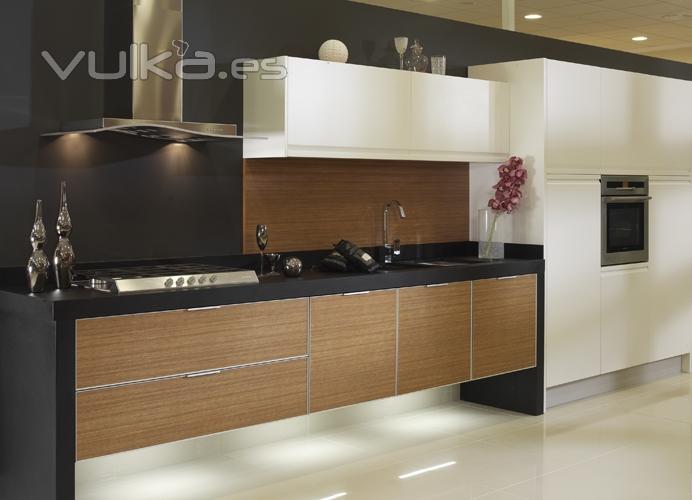 Muebles de cocina Yelarsan. Modelo Alta