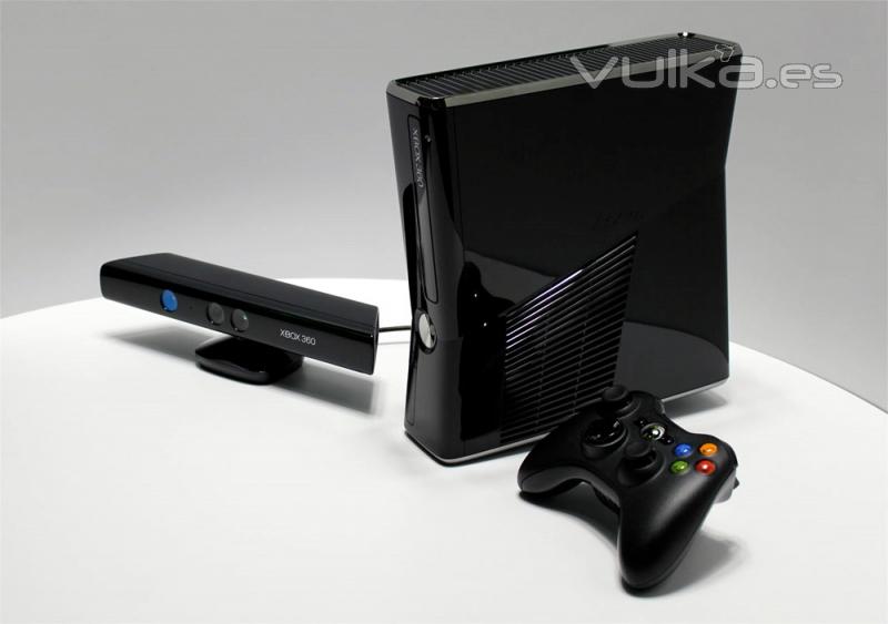 Xbox 360 Slim + Kinect