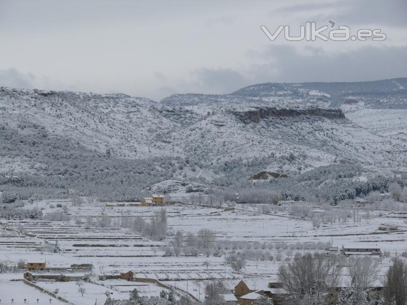 Panormica de la Masia del Cura nevada