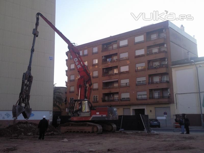 MUROS PANTALLA MERCADO MUNICIPAL DE MONCADA