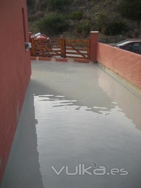 Prueba impermeabilizacin terraza en Punta Ballena, Algeciras.