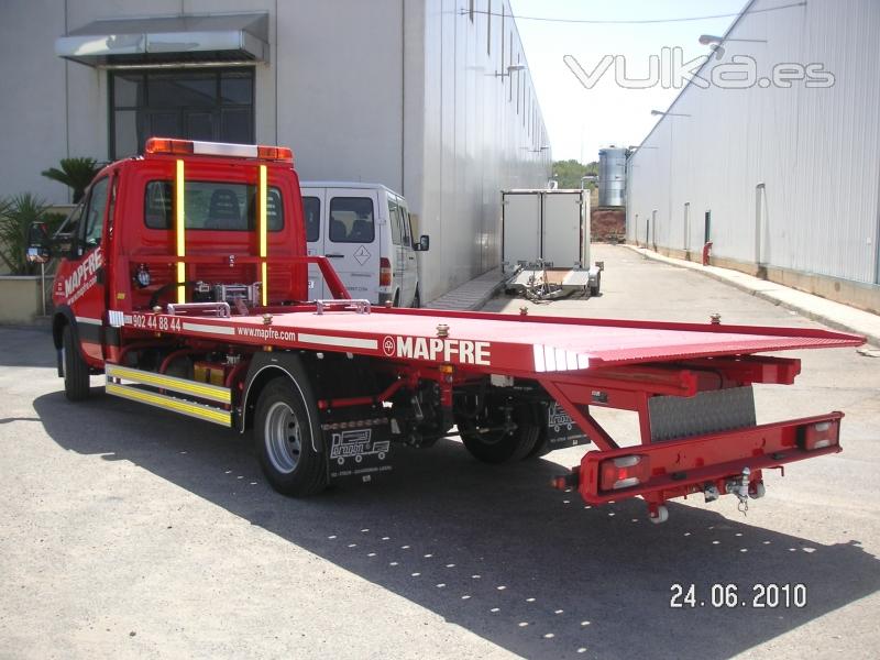 FABRICACION DE GRUA PARA TRANSPORTE DE UN VEHICULO