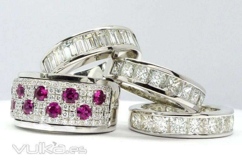 alianzas de diamantes, anillos con rub