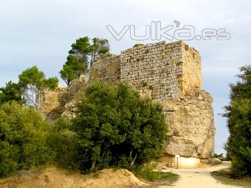 Fortaleza de Monjardin, tierra estella, turismo rural navarra