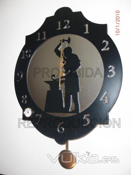 Relojes de forja  92 siluetas diferentes.Dibujos registrados.60 Euros iva y p.incl. peninsula.