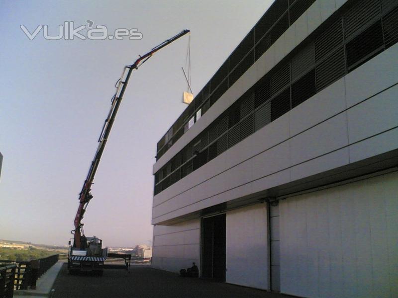 grua jib feria de muestras en valencia