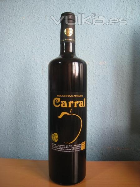 Botella de Sidra bordelesa sensación en color negro.