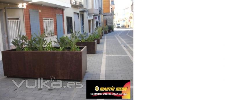 MOBILIARIO URBANO ACERO CORTEN : PROYECTO BELLREGUARD-VALENCIA