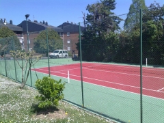 Restauracion de pista de tenis
