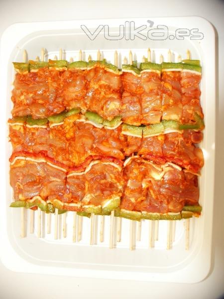 Brochetas de pollo granel