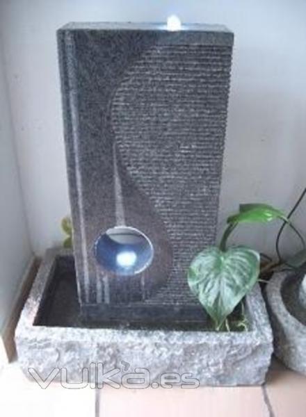 FUENTE ZHEN DE GRANITO CON LUZ LED