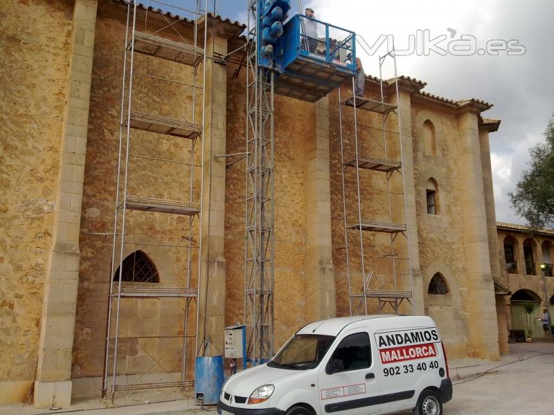 montacargas portal nous iglesia hermita andamios mallorca