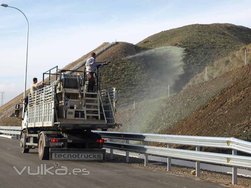 Trabajos de Hidrosiembra en la Ronda de Mlaga