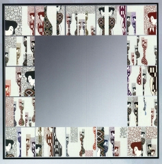 Placas decorativas de 20 x 20 cm montadas sobre un espejo, a 5 mm de separacin cada placa