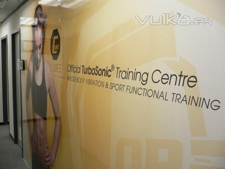 Turbosonic Training Centre A qu esperas? Informate  www.equipamientocentrosdeportivos.com