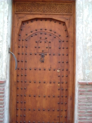 Puerta de madera exterior