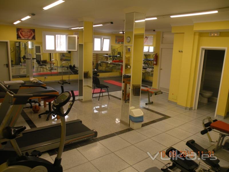 Amplio Gimnasio