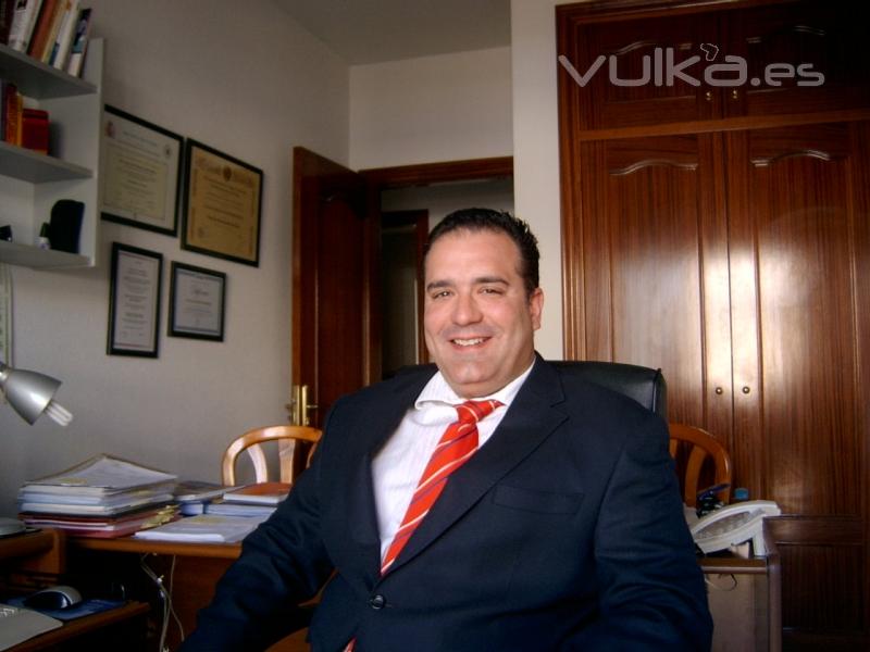 JUAN JOSE SANCHEZ BUSNADIEGO (ABOGADO-ABOGADOS)