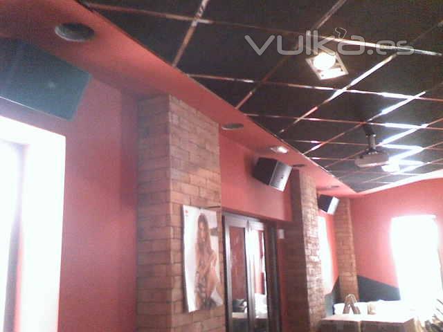 INSTALACIONES DE SONIDO EN CAFE/PUB