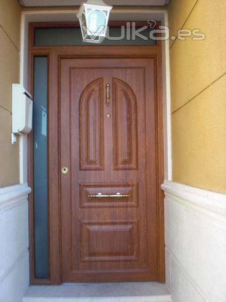 Puerta de calle de seguridad Imitacion Madera