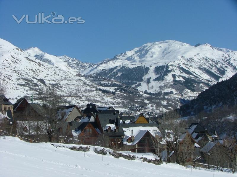 77 - Vistas de Vaquèira desde Salardu