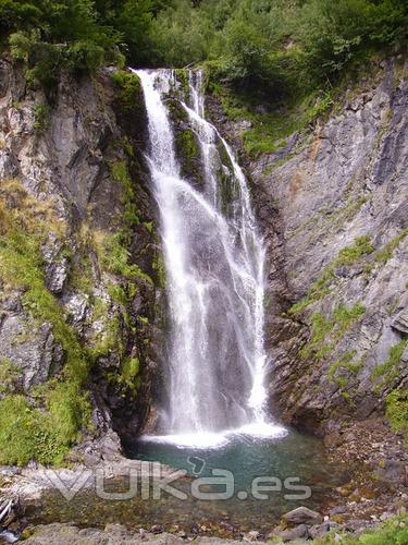 125 - Cascadas en el Valle de Arán