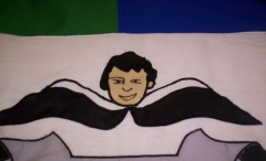 detalle escudo cosido
