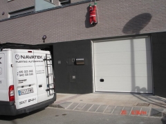Puertas seccionales navatek
