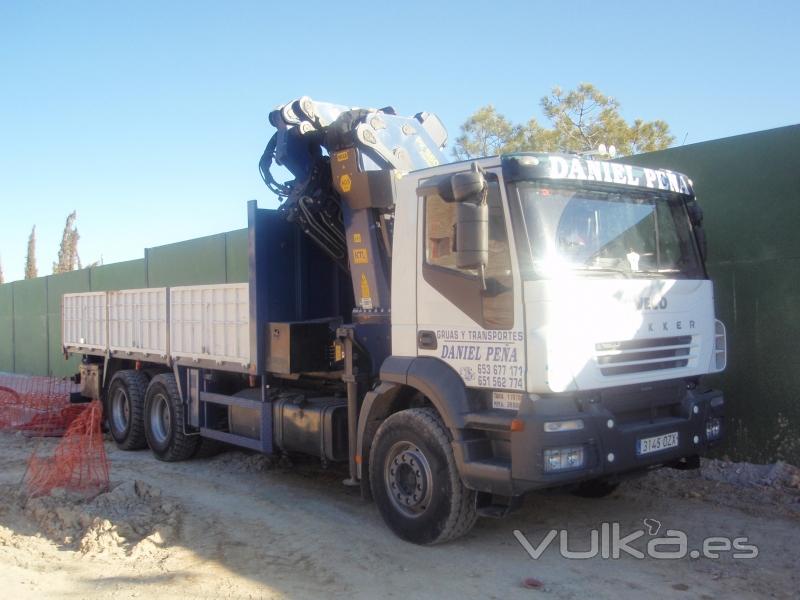 CAMION BASCULANTE