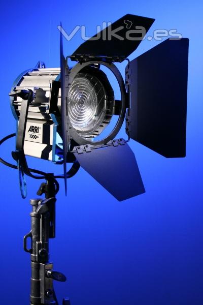 FRESNEL ARRI 1 KW.