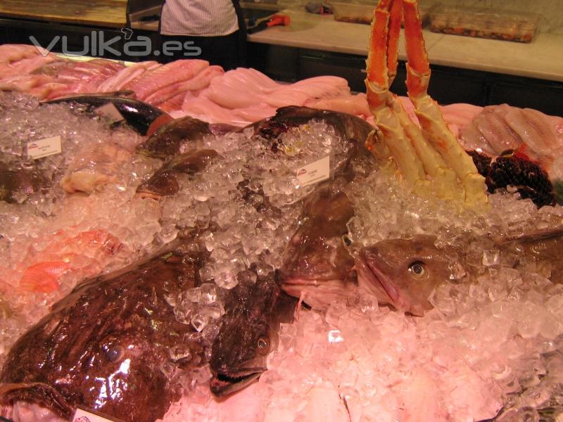 Pescado variado: Rodaballo, merluza, buey de mar...