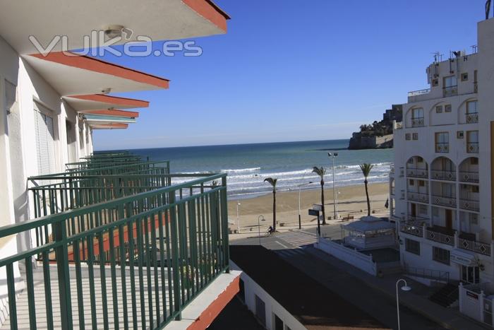 terraza con vistas al mar