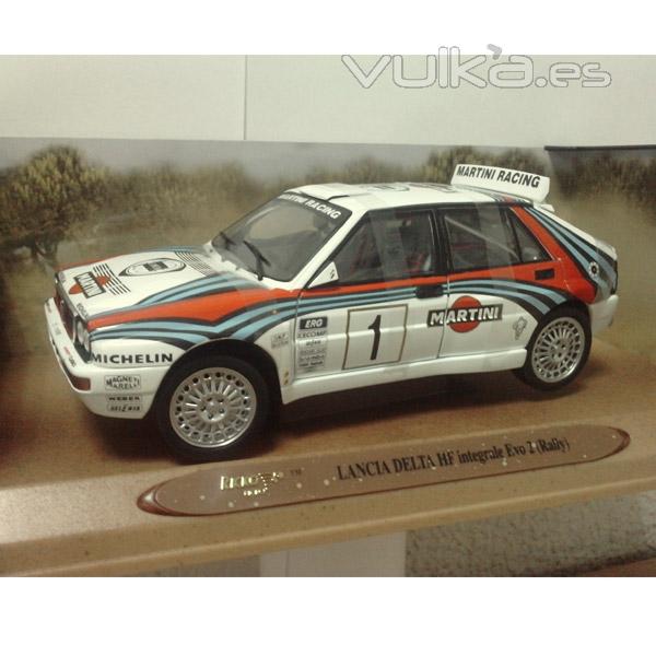 Coche colección Lancia Delta HF Integrale EVO2 Ricko 1:18