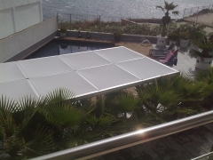 Pantallas techo chillout