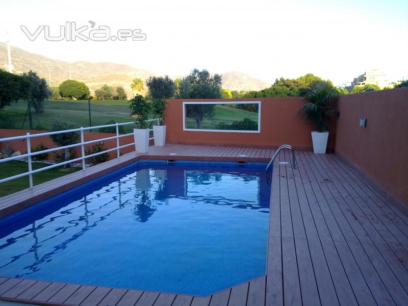 Piscina en Complejo deportivo Enva Golf