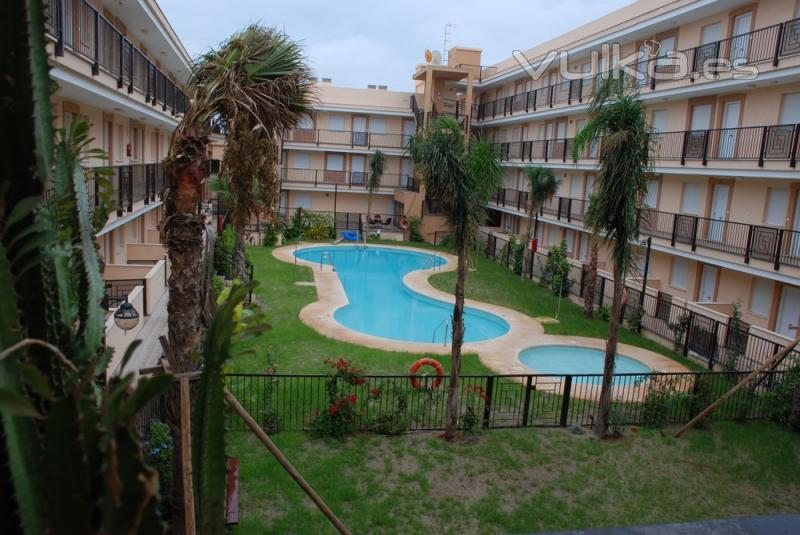 Piscina en Residencial los Patios, Almera