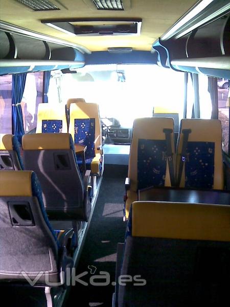 Alquiler de autocares, alquiler de microbuses, alquiler de minibuses, alquiler de autobuses y taxis 