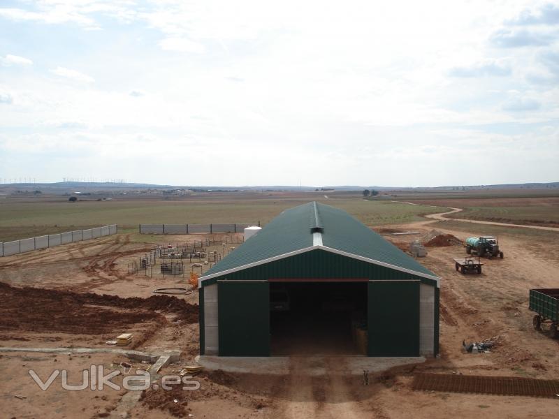 ARESERCO ,Naves ganaderas Corral Rubio (Albacete)