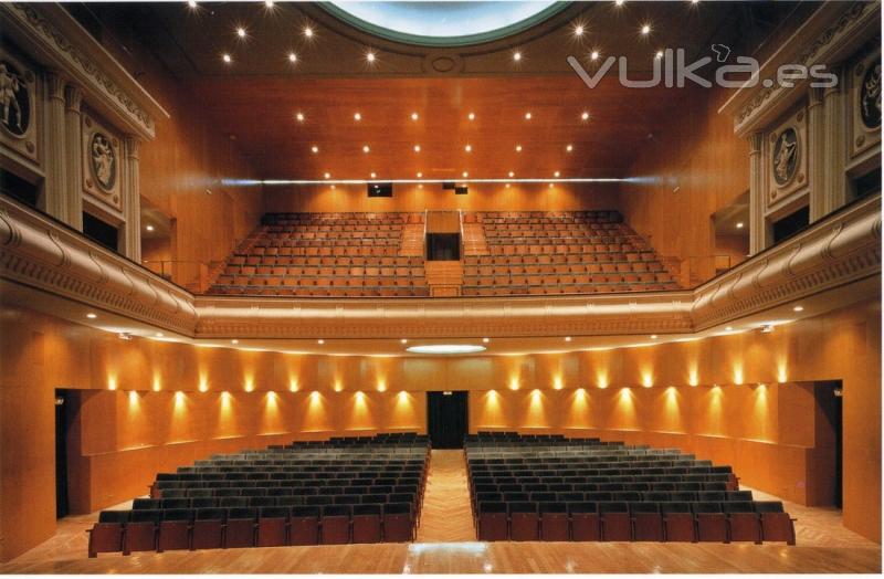 Interior Rehabilitacin integral Teatro Cervantes de Linares (Jan)