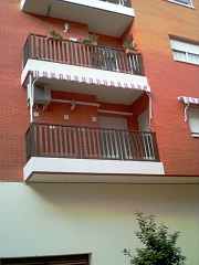 BALCONES