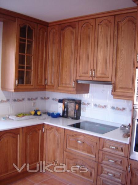 Cocina clasica en madera de Roble.