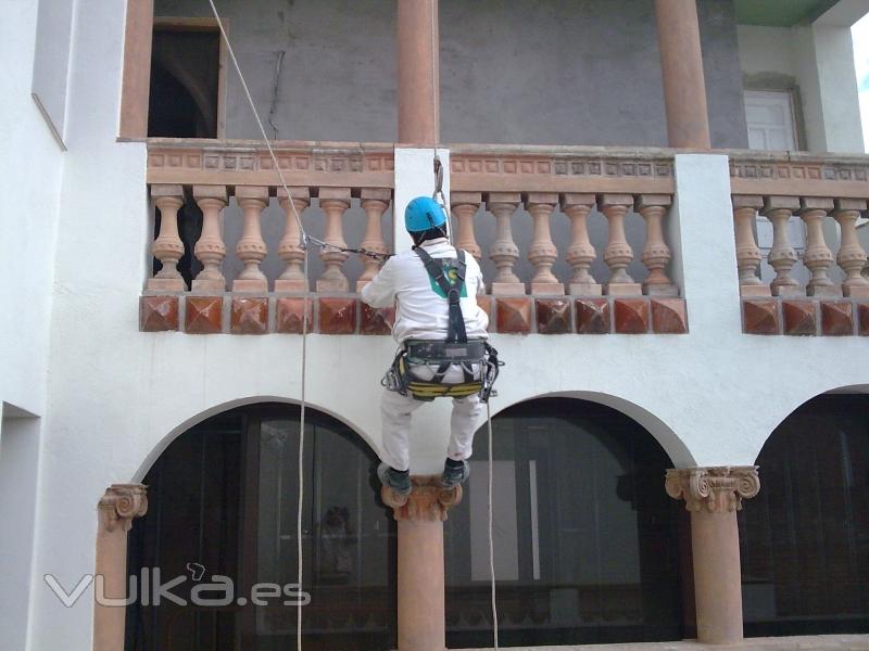 rehabilitacin en patio interior