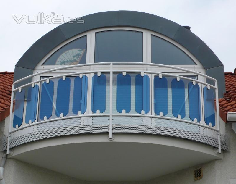 BALCON CON FIJACRISTAL MODELO 