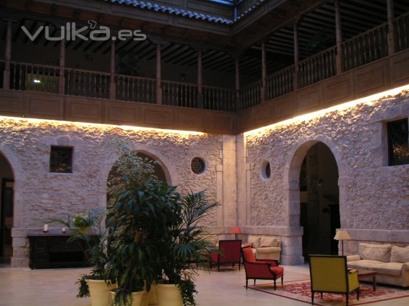 Revestimiento del hotel convento de las claras - Peafiel (Valladolid)