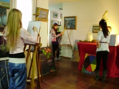 Andea, clara y michelle en clase