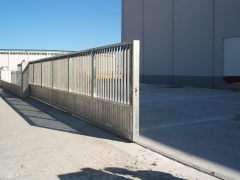 Corredera industrial perfiles galvanizados