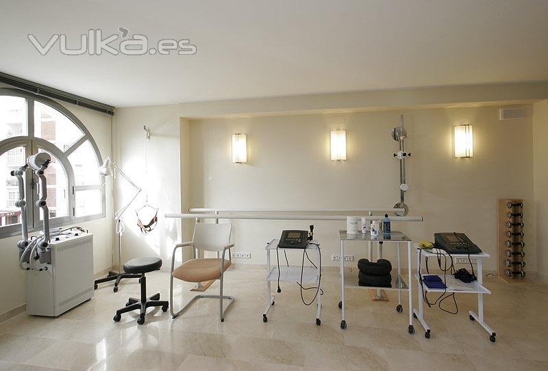 Clinica del Rio en San Pedro de alcntara , Marbella, con ms de 20 Especialidades