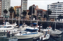 Puerto deportivo y muelle de la ciudad, situado muy proximo al hotel