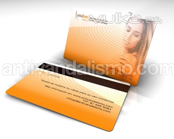 Tarjeta Cliente en PVC con banda magnetica