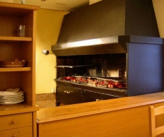 Foto 21 cocina a la brasa en Navarra - El Pozo de Beriain